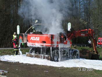 Einsatz Hüttenbrand Fraba Juli 041